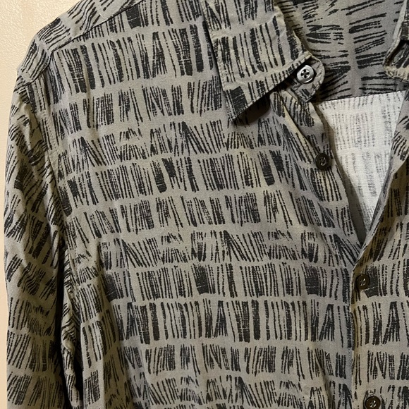 Via Europa Men’s casual button down shirt. - Picture 6 of 11